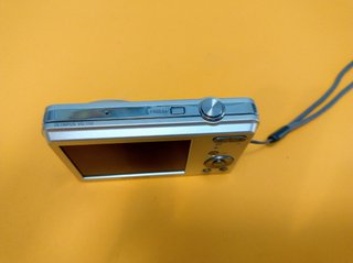 Olympus VG-110 12 MP Digicam Sensore CCD + SD card