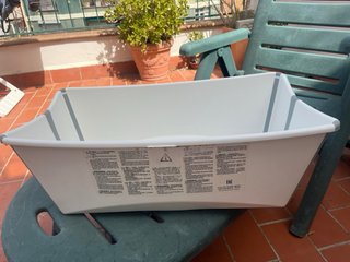 Bañera Stokke Flexi Bath con soporte