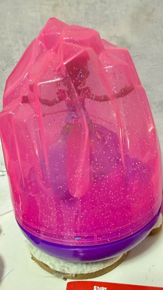 Muñeca mágica con luces y alas – como nueva