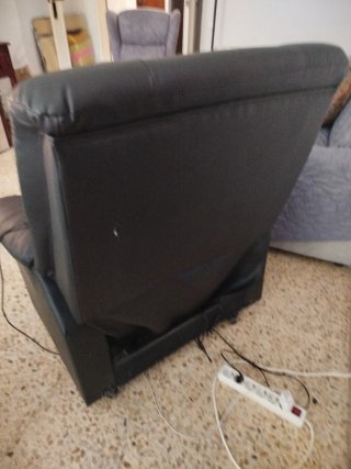 Regalo Sofá Eléctrico  Cuero Negro