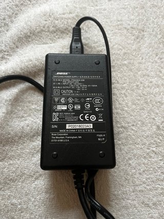 Altavoz Bosé con bolsa de transporte y mando.