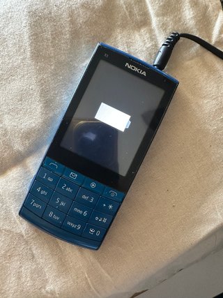 Teléfono Móvil Nokia X3 100