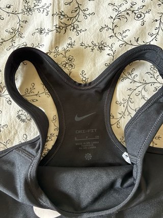 Lote de sujetadores deportivos Nike