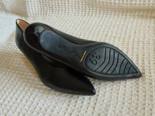 Zapatos salón Unisa piel tacón fino T.39.