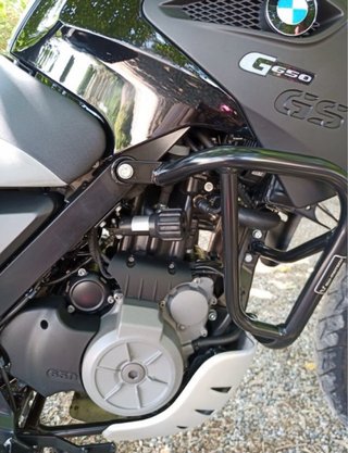 BMW G 650 GS Negra