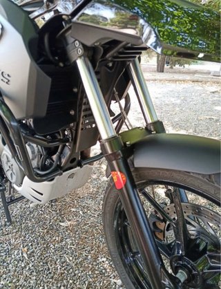BMW G 650 GS Negra