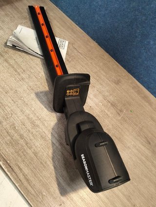 BLACK+DECKER Cabezal cortasetos Season Master