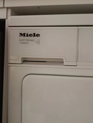 Secadora Miele SOFTTRONIC T 8402 C