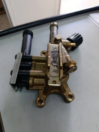 Culata Karcher HD 650 Bomba Presión
