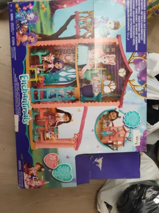 Casa Enchantimals con figuras