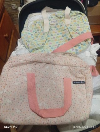 Bolsos de bebé Mustela y Suavinex