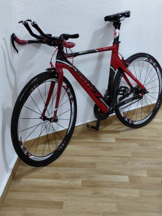 Bicicleta Triatlón Talla 56 Roja