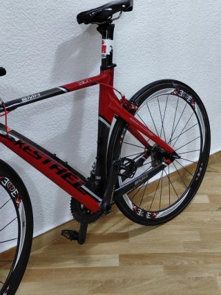 Bicicleta Triatlón Talla 56 Roja