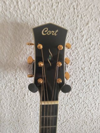 Cort Gold A8 Electroacústica + Estuche