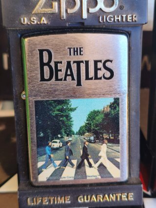 4 Zippo The Beatles Nuovi Mai Accesi