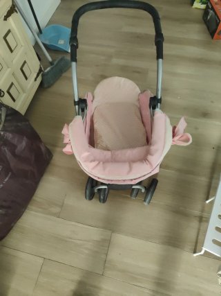 Carrito de juguete rosa