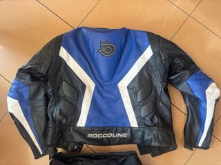 Mono de moto cuero azul y negro