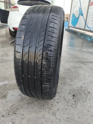 Neumático Continental 205/50 R17 Sportcontac