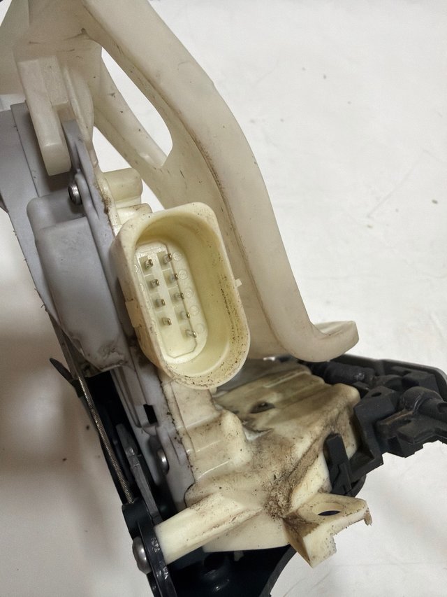 Cerradura Puerta Izquierda Porsche Cayenne 958