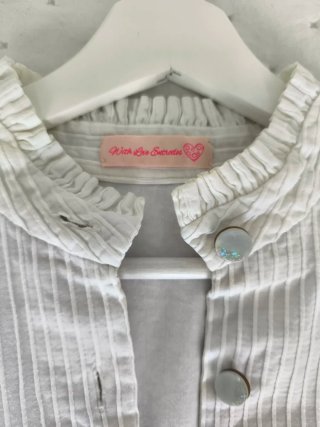 Vestido elegante gris y blanco