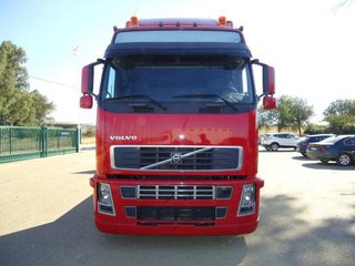 Volvo FH 400-CAMIONES PORTAMAQUINARIAS