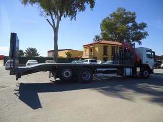 Volvo FM 12.380-CAMIONES PORTAMAQUINARIAS