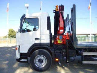 Volvo FM 12.380-CAMIONES PORTAMAQUINARIAS
