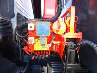 Volvo FM 12.380-CAMIONES PORTAMAQUINARIAS
