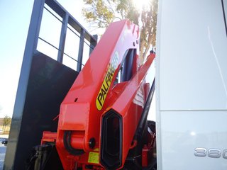 Volvo FM 12.380-CAMIONES PORTAMAQUINARIAS