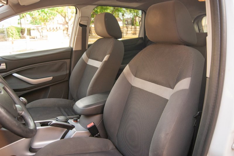 Ford Kuga 2.0 TDCi Trend 2WD 2009, foto 11