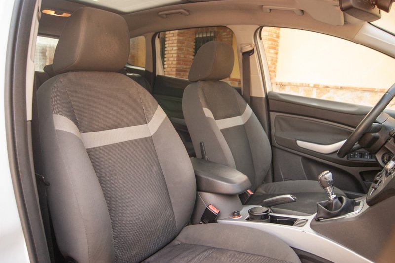 Ford Kuga 2.0 TDCi Trend 2WD 2009, foto 13