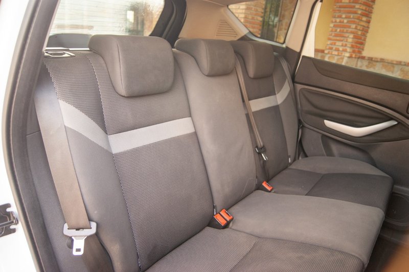 Ford Kuga 2.0 TDCi Trend 2WD 2009, foto 15