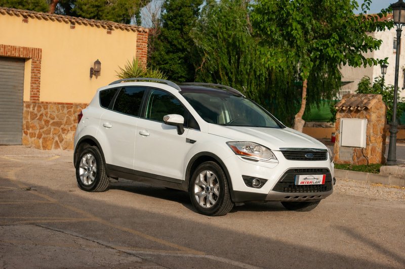 Ford Kuga 2.0 TDCi Trend 2WD 2009, foto 17