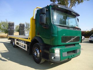 Volvo FL 320-CAMIONES PORTAMAQUINARIAS