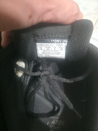 Tenis Fila Hombre Talla 43 Negros