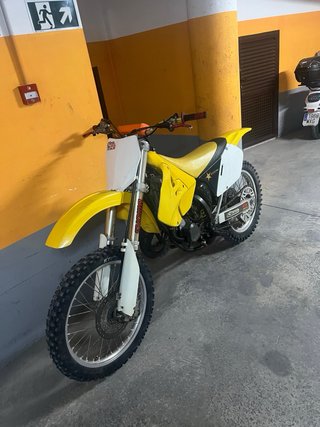 Suzuki RM 125 2000 Motocross NEGOCIABLE