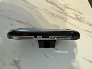 PS Vita OLED Nera con custodia