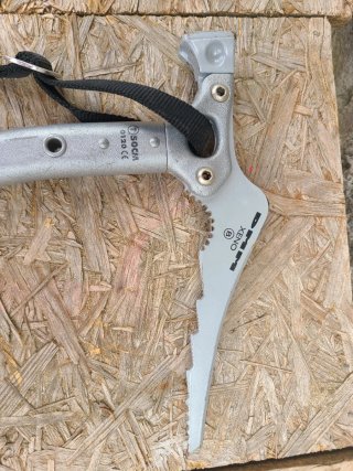 Piolet DMM Xeno Escalada Hielo con dragonera