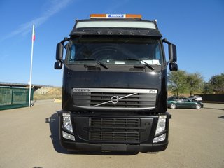 Volvo FH 520 - CAMION CAJA ABIERTA