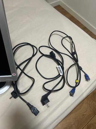 Monitor HP Compaq LA1951g 19 con cavi