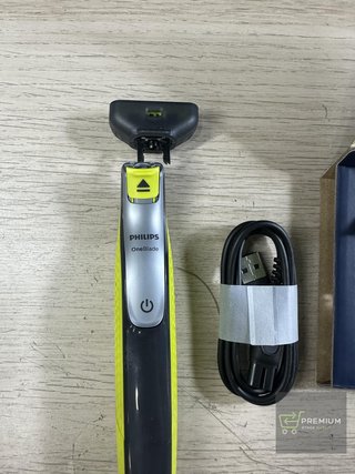 Philips OneBlade 360 - Maquinilla de Afeitar Híbrida