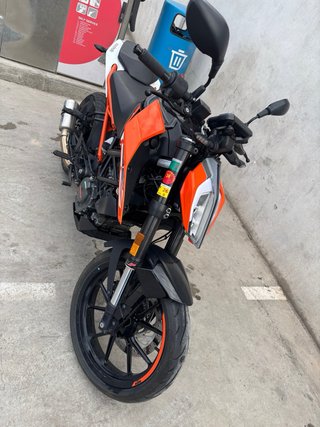 KTM 125 Duke Naranja/Blanca - Impecable