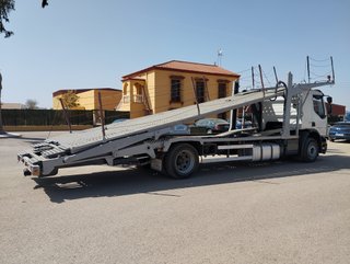 Volvo FE 320 - CAMION PORTACOCHES