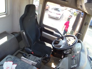 MAN FE 320 - CAMION GANCHO DE CADENAS