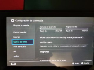 Consola Nintendo Switch (v2 2019) + 128GB + extras