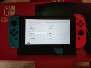 Consola Nintendo Switch (v2 2019) + 128GB + extras