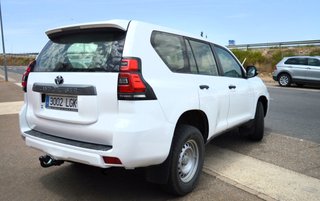 TOYOTA Land Cruiser 2.8 D4D GX 7 Plazas