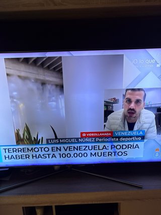 Samsung 65” 8QLED TV smart TV