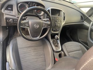 Opel Astra 2016