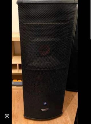 4 x Altavoces Mackie 1232